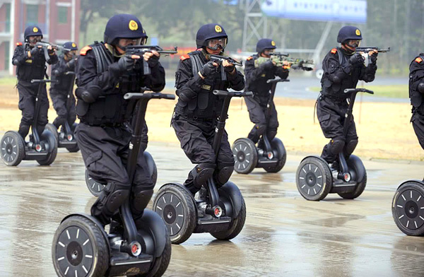 Segway на вооружении спецназа Китая