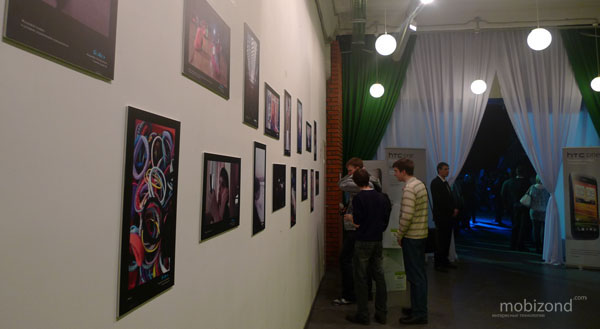 Выставка фотографий на HTC Meetup