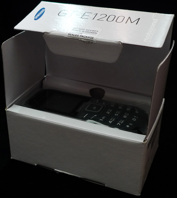 Открытая коробка Samsung E1200M Keystone 2